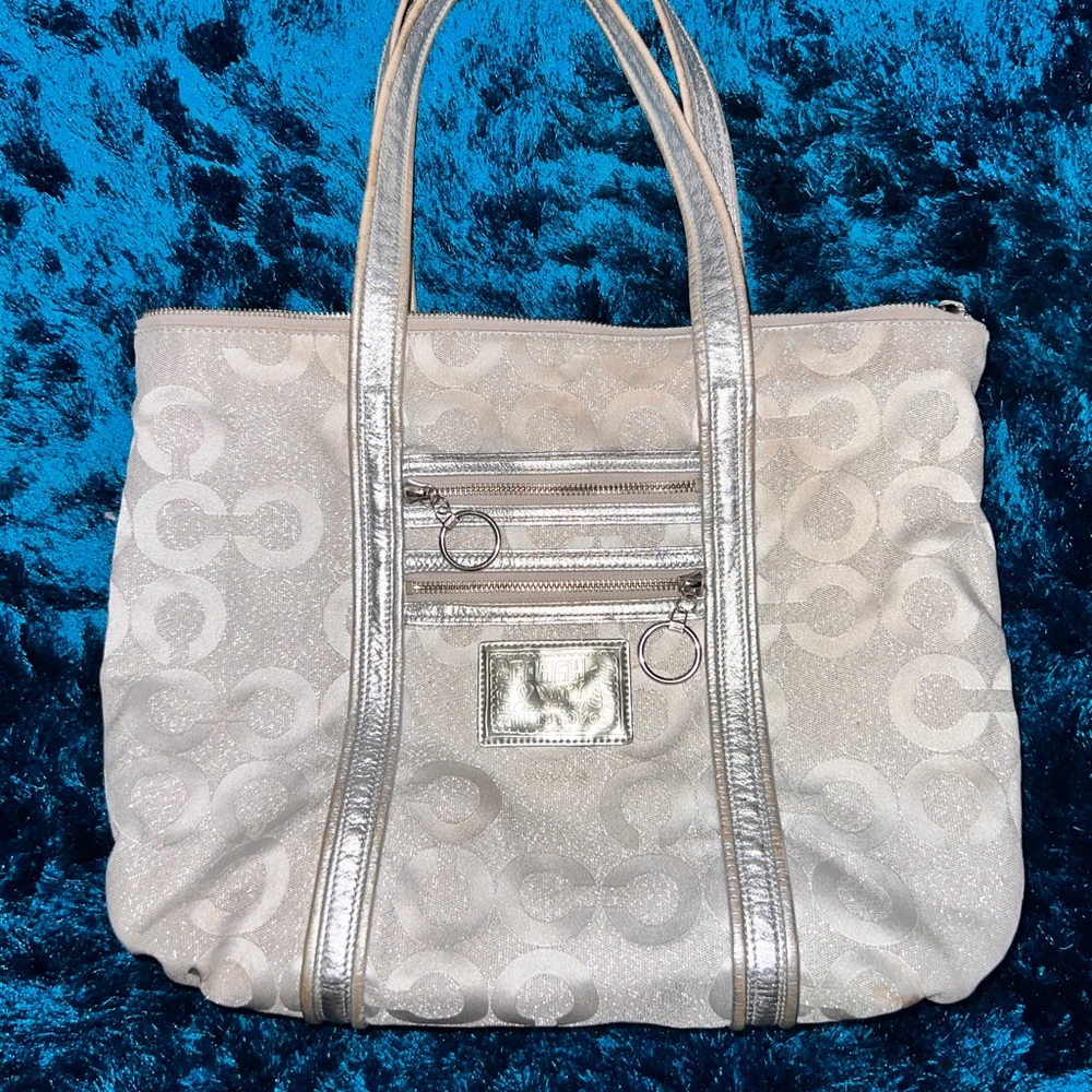 Coach tote!